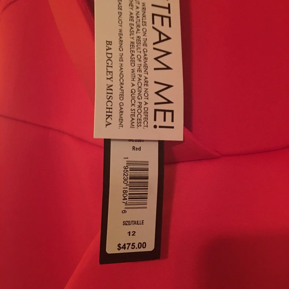 Sexy - Red Dress 🔥🔥🔥 - Picture 3 of 4